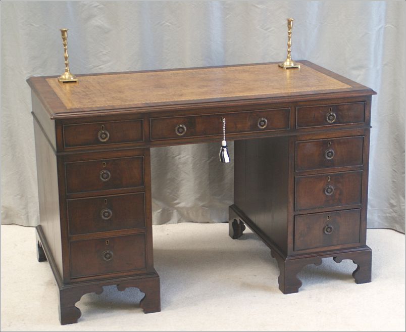 2046 Antique Small Mahogany Pedestal Desk (1)